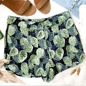 NWT Topshop Desert Spot Printed Shorts